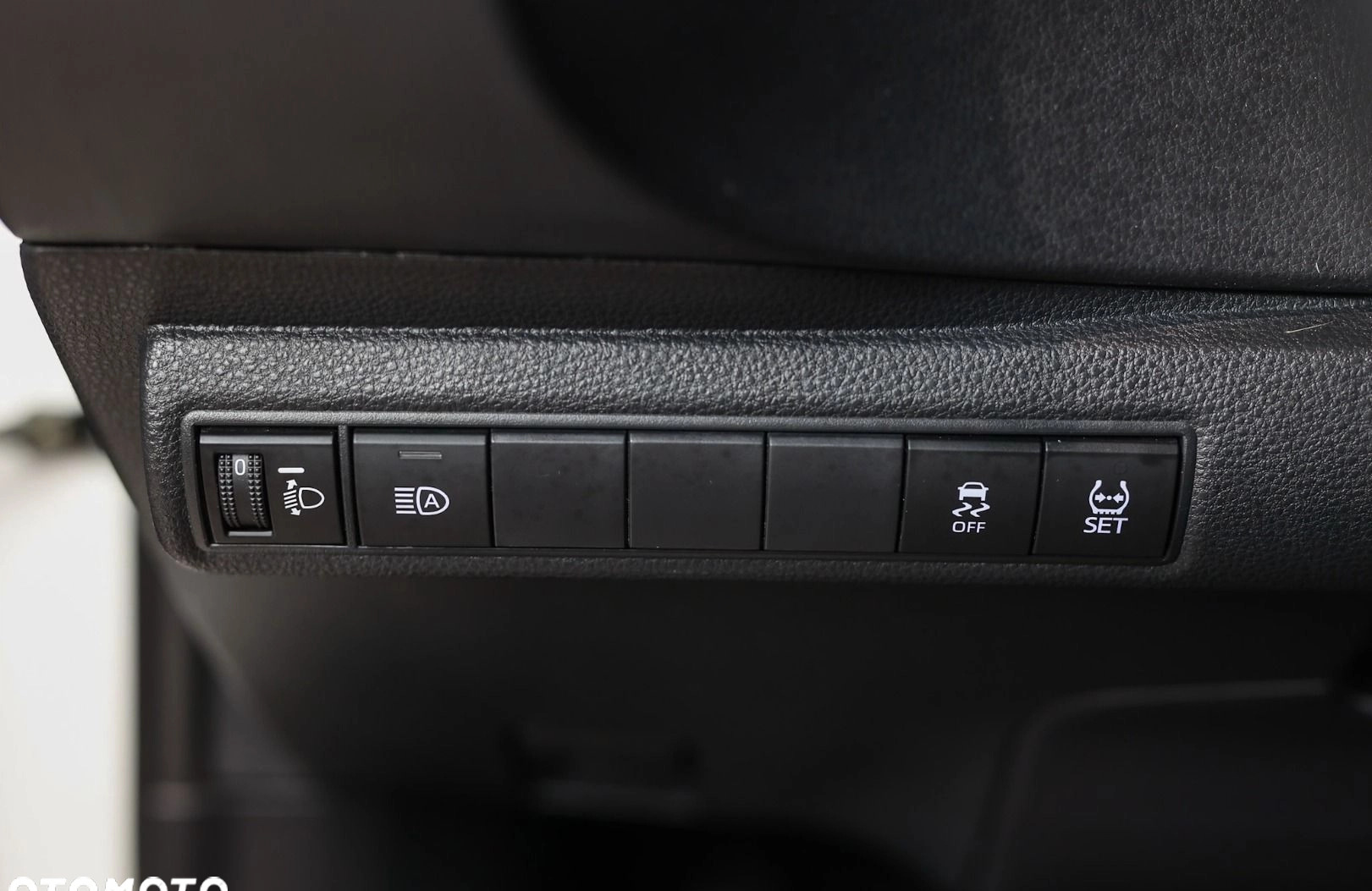 Toyota Corolla cena 92001 przebieg: 48285, rok produkcji 2022 z Milicz małe 596